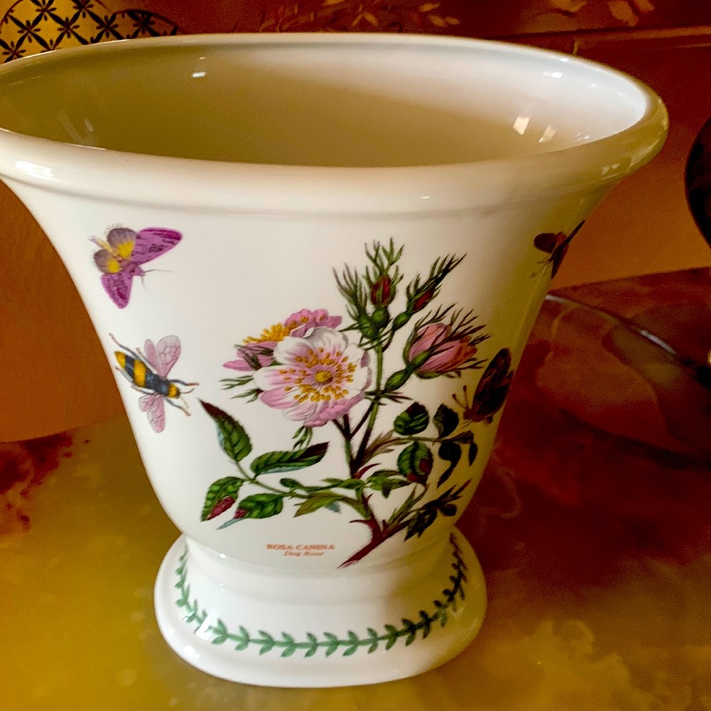 Portmerion Vase 9” high. Approx 8 1/2” at widest. In perfect condition.